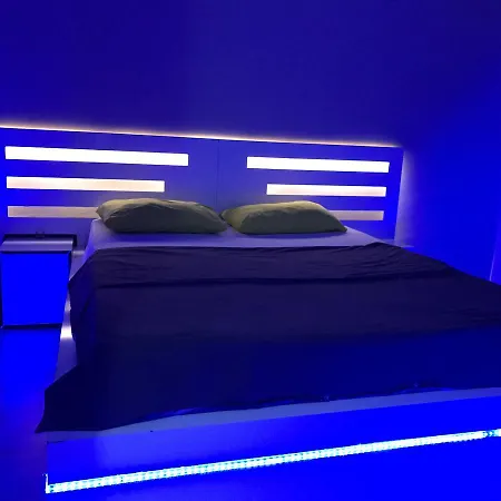Concept Home&suit דירה