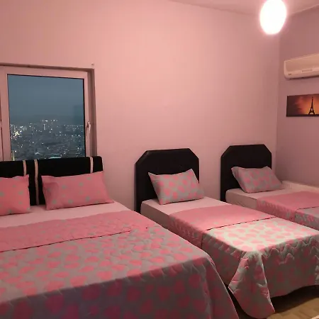 Concept Home&suit דירה