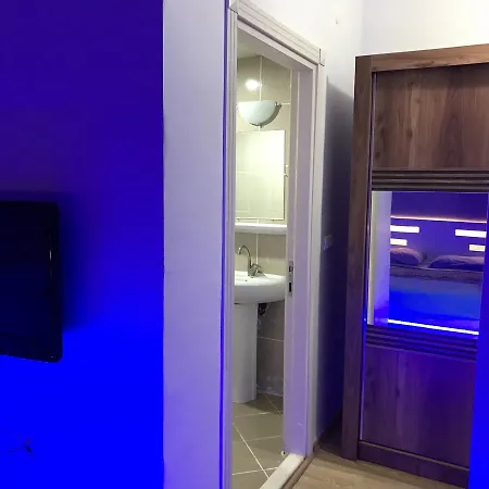 דירה Concept Home&suit בורסה